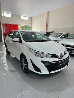 TOYOTA YARIS 1.5 16V FLEX SEDAN XL PLUS CONNECT MULTIDRIVE TOYOTA YARIS 1.5 16V FLEX SEDAN XL PLUS CONNECT MULTIDRIVE